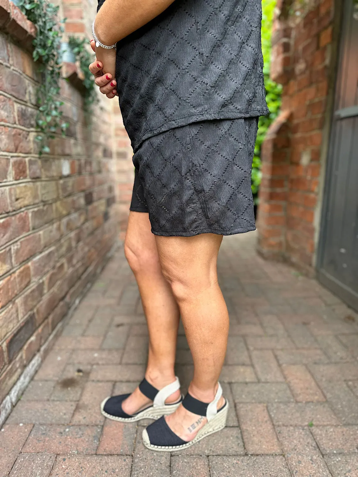 Black Diamond Shorts Thalia Pattern