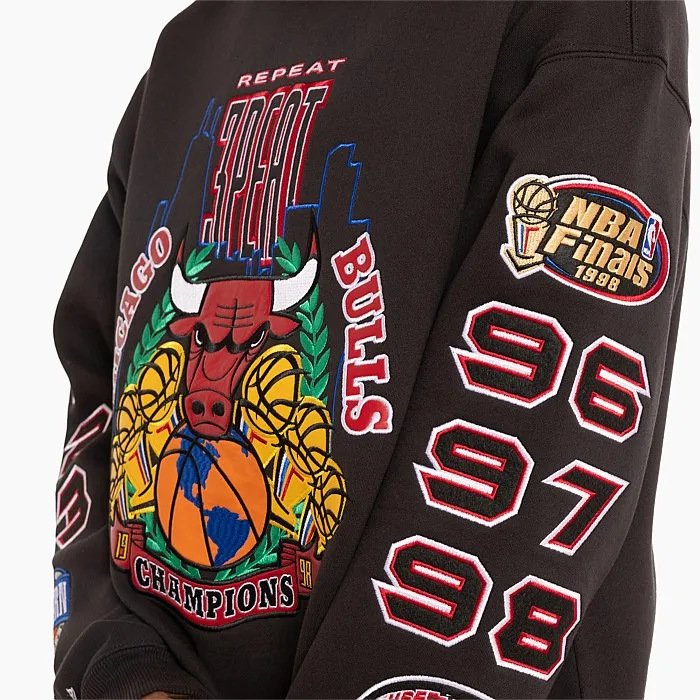 Chicago Bulls Three Peat Crew Hoodies & Crews - Stirling Sports