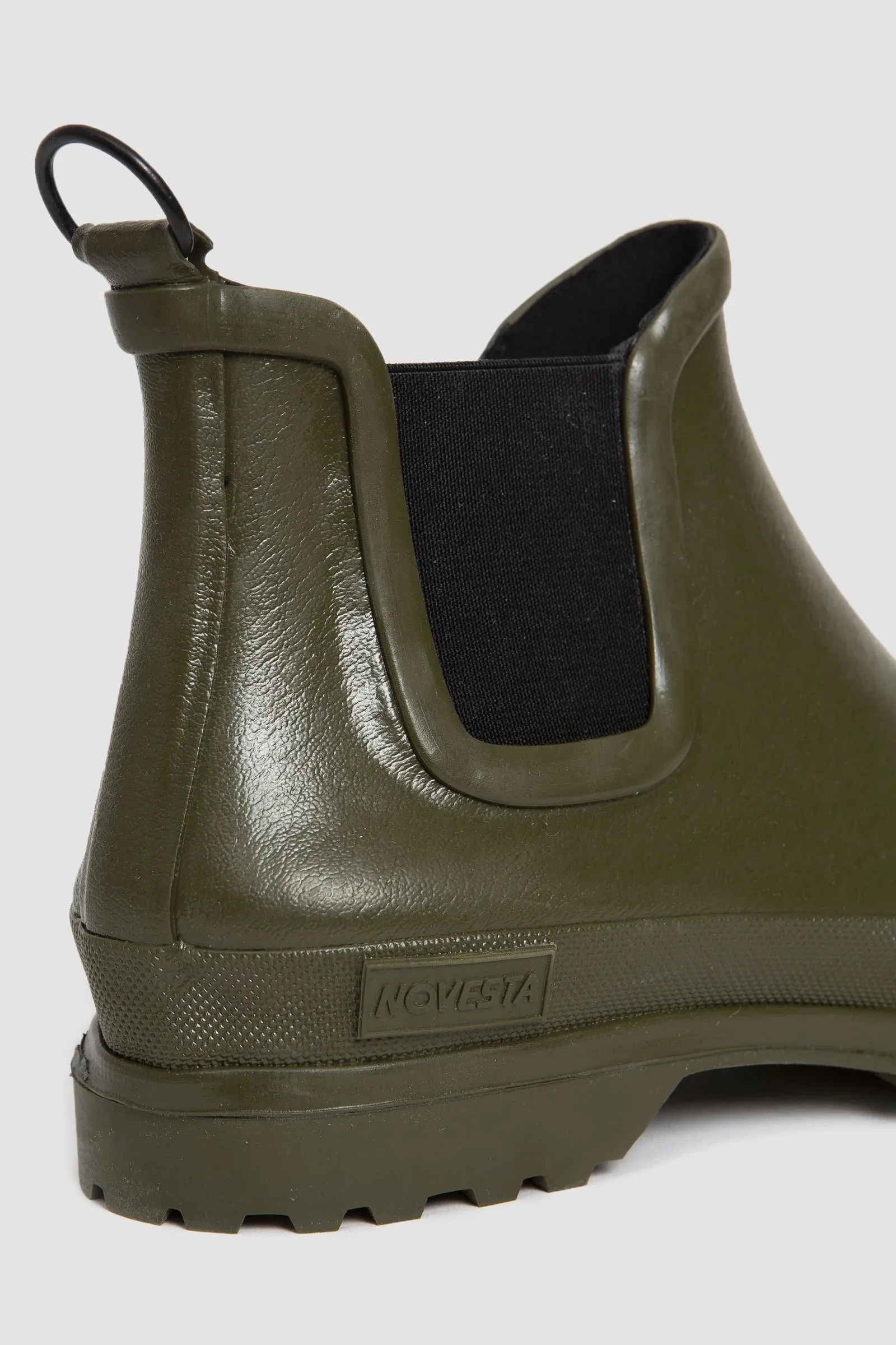 Green Novesta Chelsea Boots