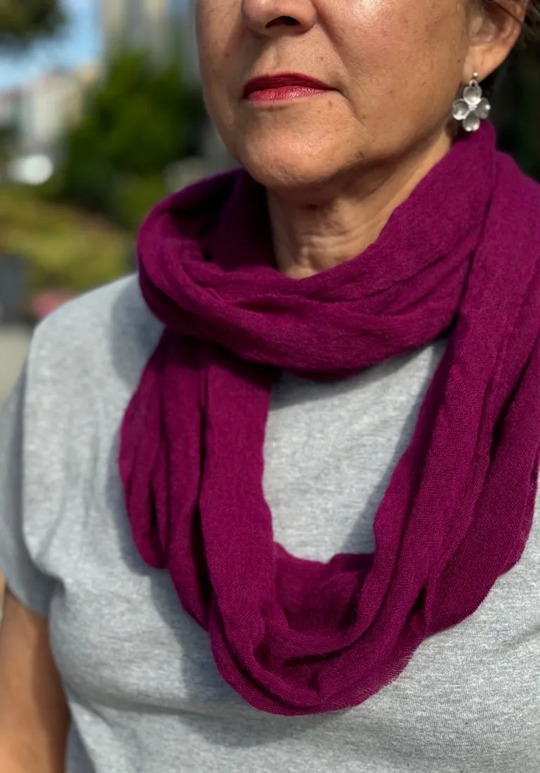 Knit Cashmere Tube Scarf in Burgundy Classic Style