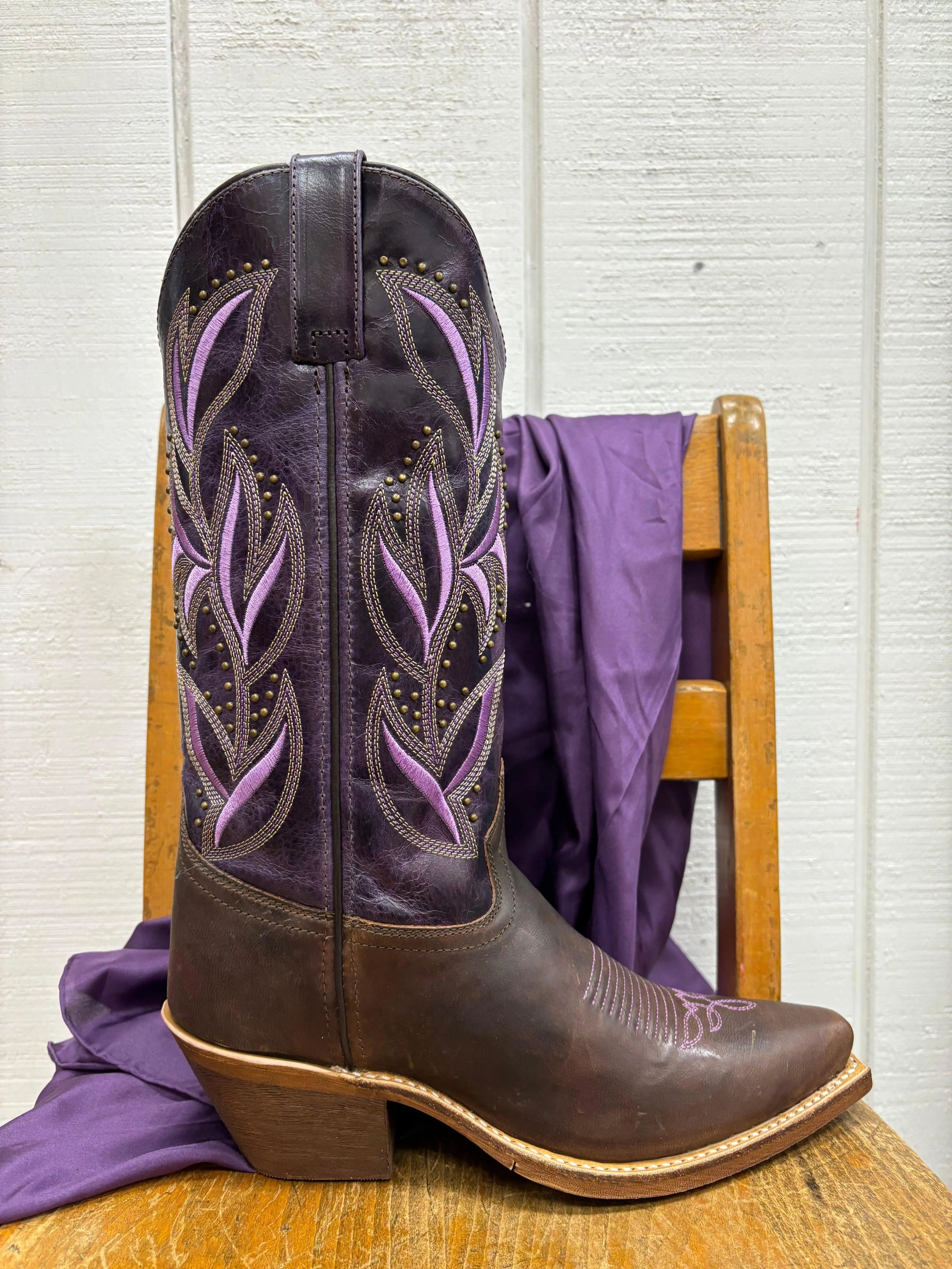 Laredo Women's Dark Brown Lavender Embroidered Cowgirl Boots Snip Toe 52214