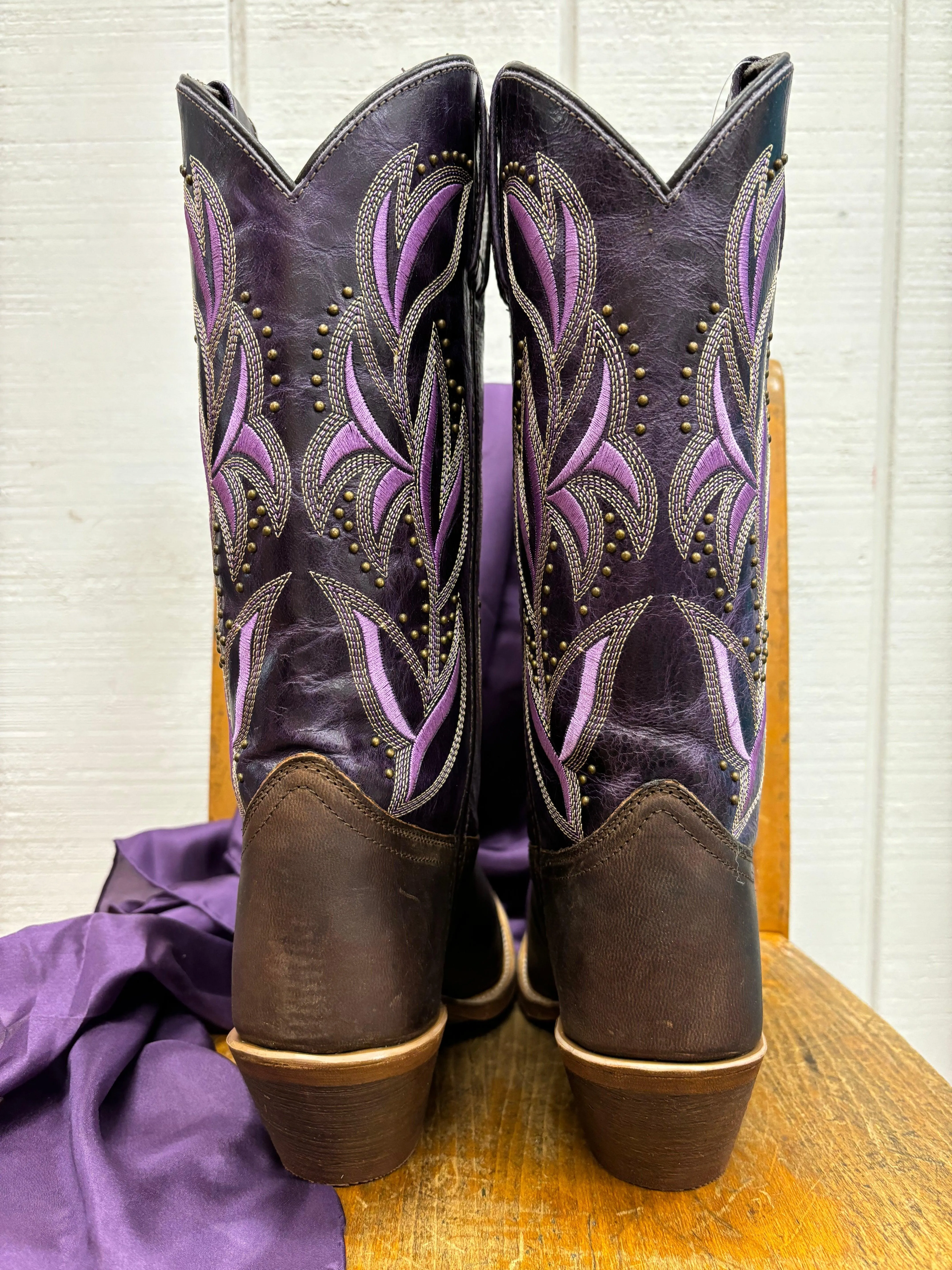 Laredo Women's Dark Brown Lavender Embroidered Cowgirl Boots Snip Toe 52214