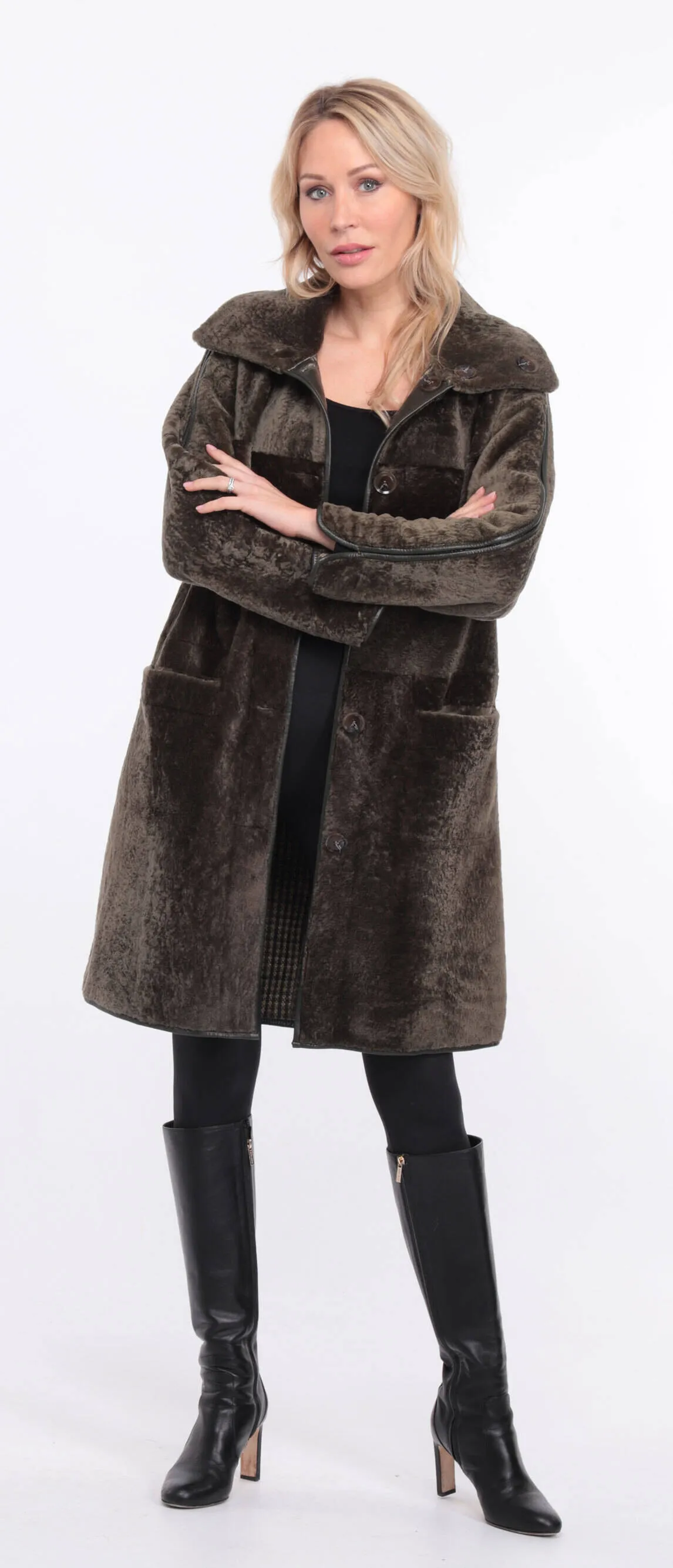 Reversible khaki sheepskin coat for women