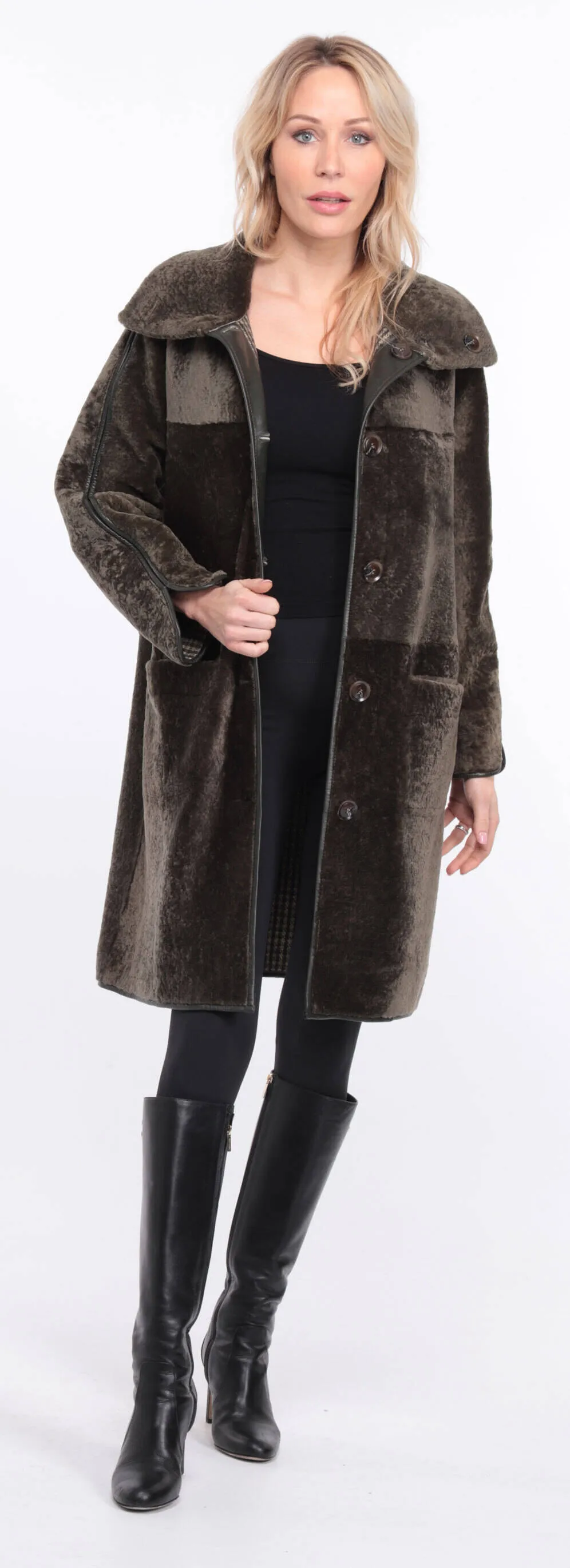 Reversible khaki sheepskin coat for women