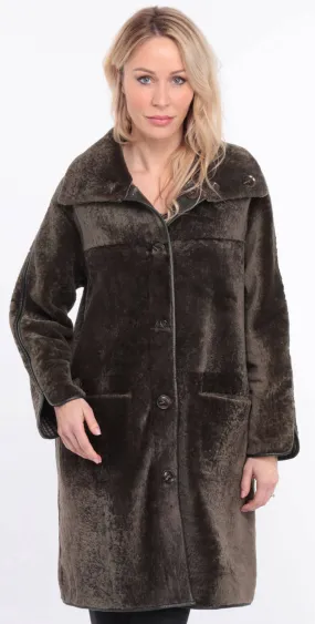 Reversible khaki sheepskin coat for women