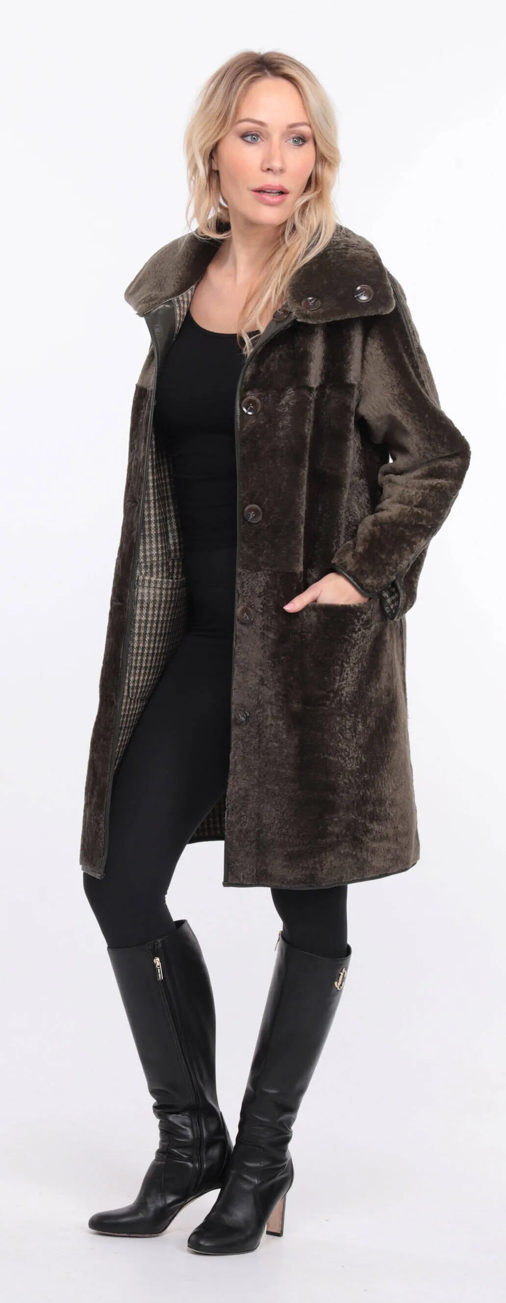 Reversible khaki sheepskin coat for women